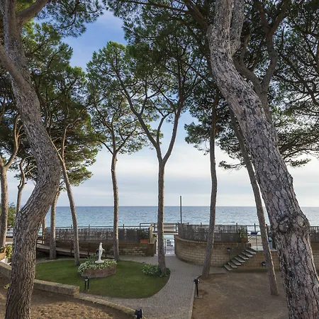 La Madonnina Village